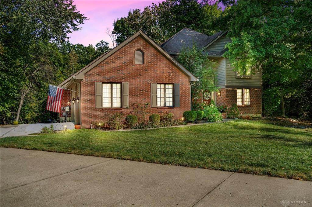 1087 Highpoint Drive - Photo 1
