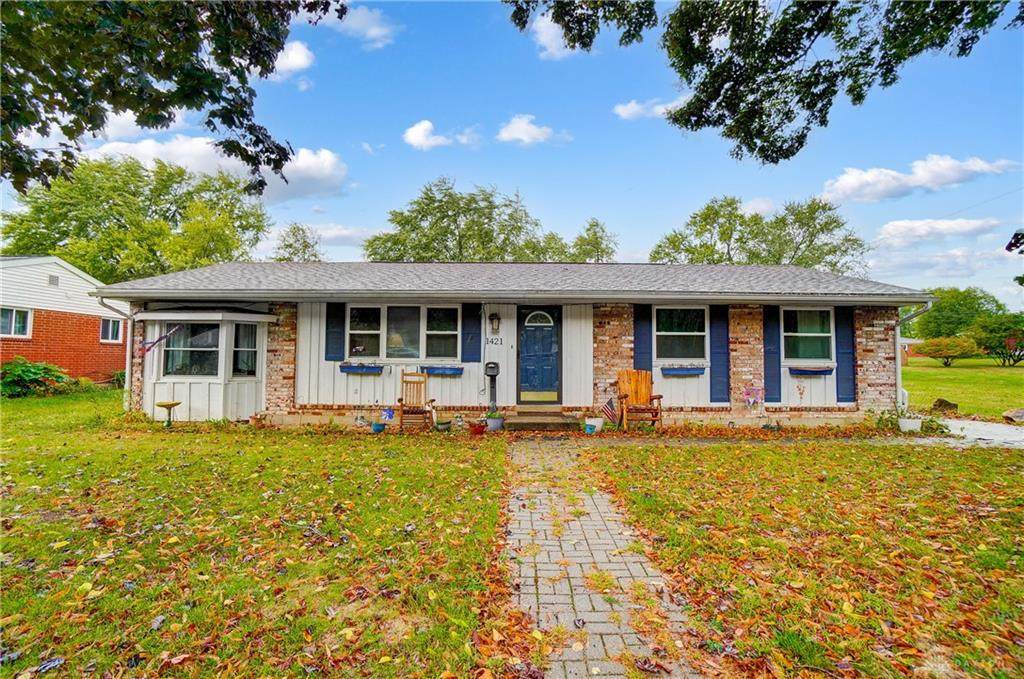 1421 Wedgewood Drive - Photo 1