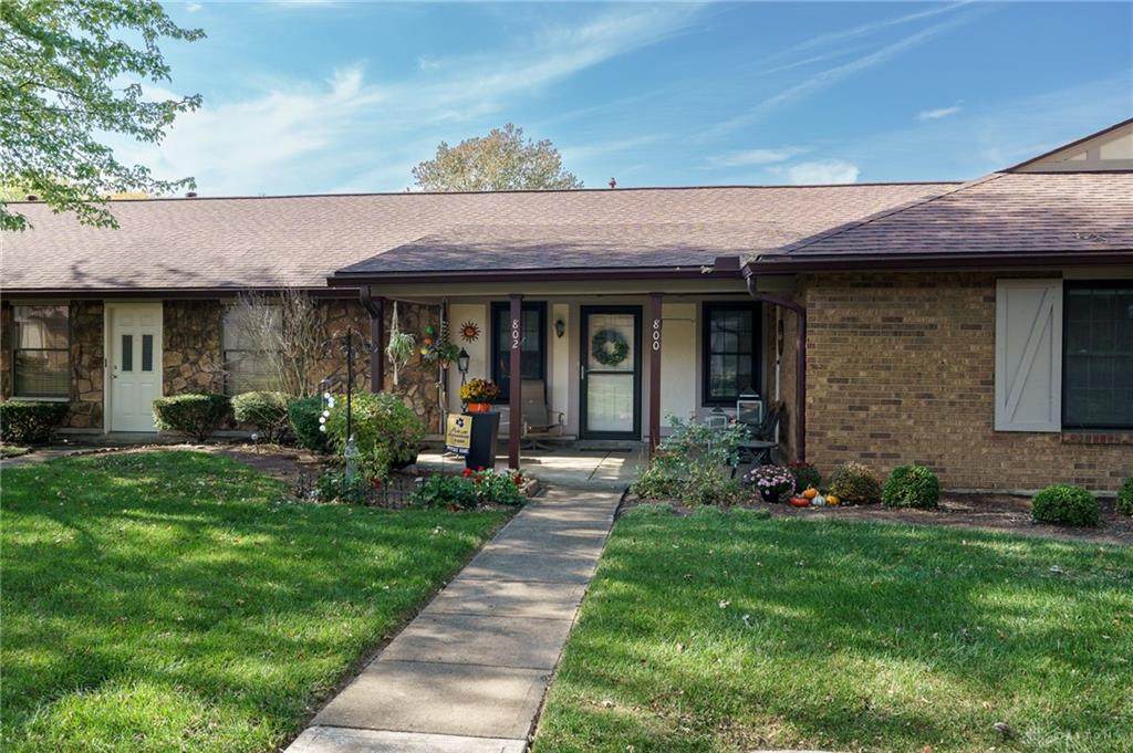 802 Pine Needles Drive - Photo 1