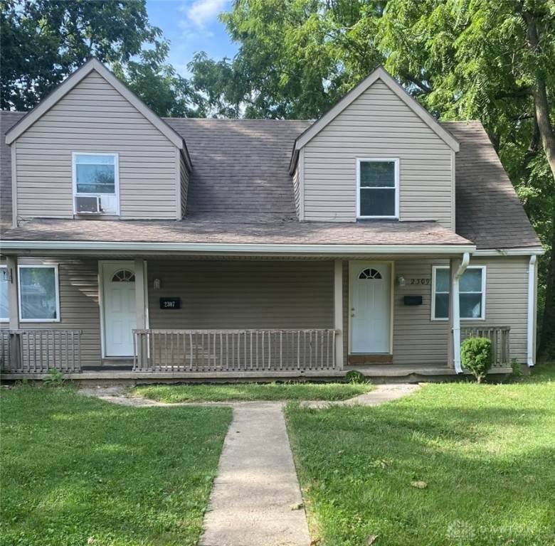 2309 Blake Avenue - Photo 1