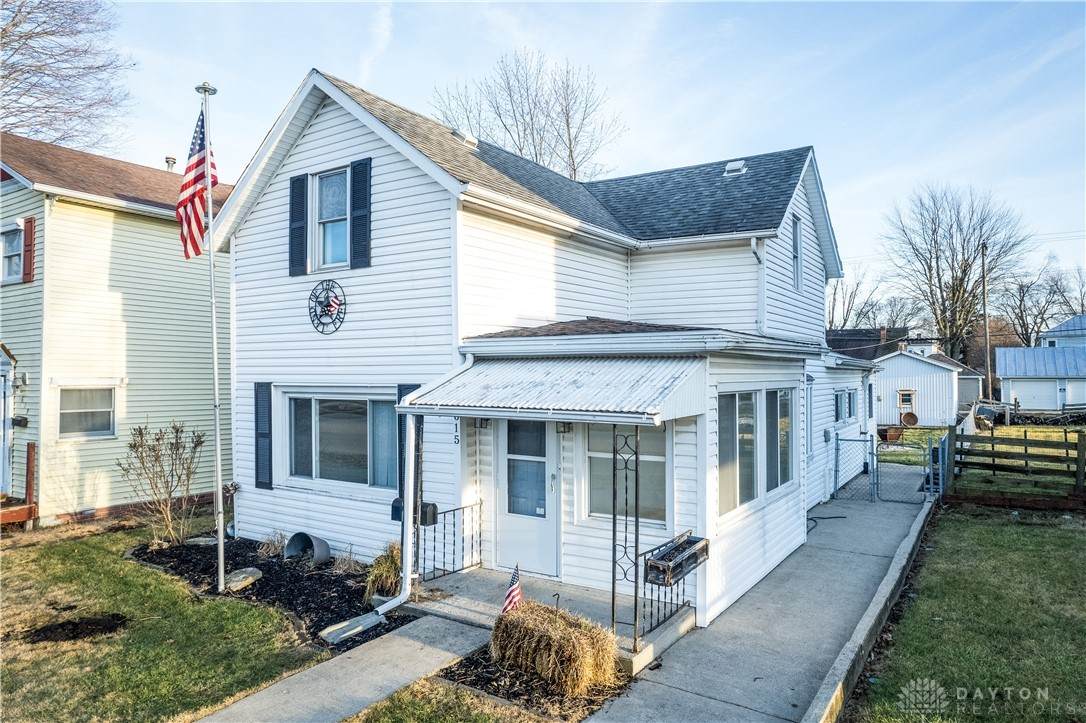 615 Main Street - Photo 1