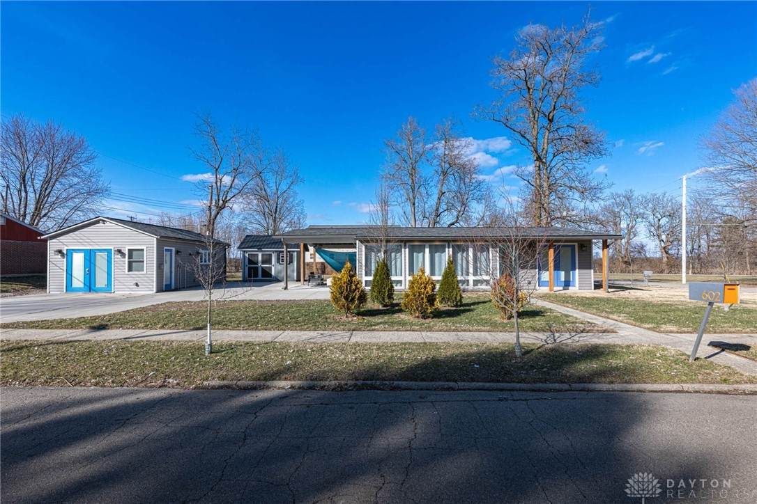 602 Keystone Court - Photo 1