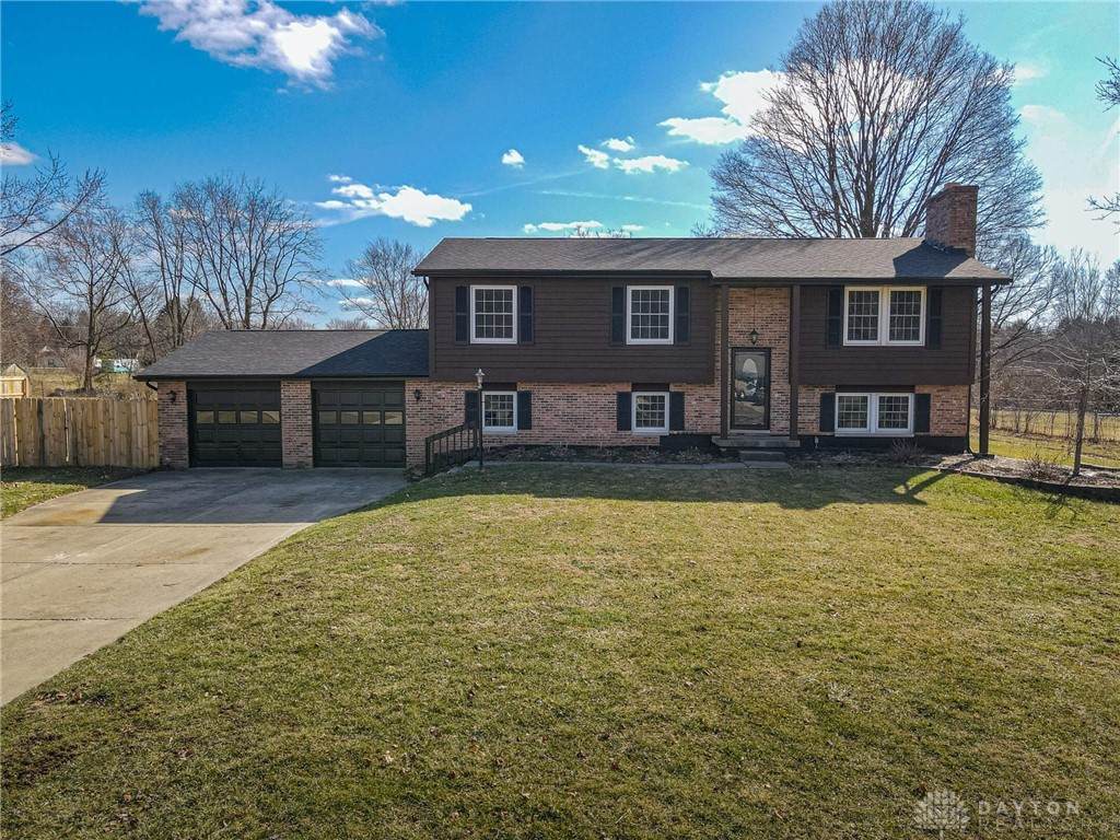 5583 Peach Blossom Court - Photo 1