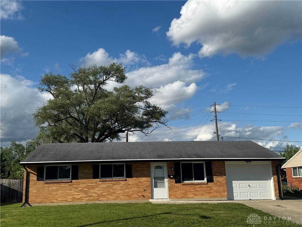 7424 Chatlake Drive - Photo 1