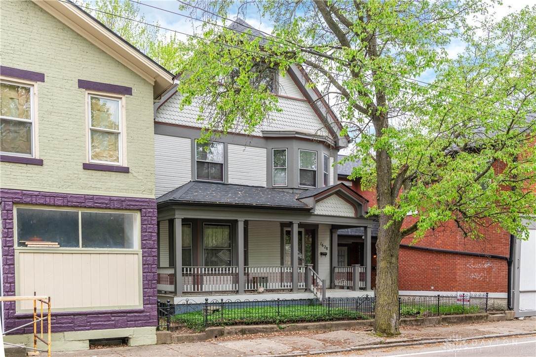 1628 5th Street - Photo 1