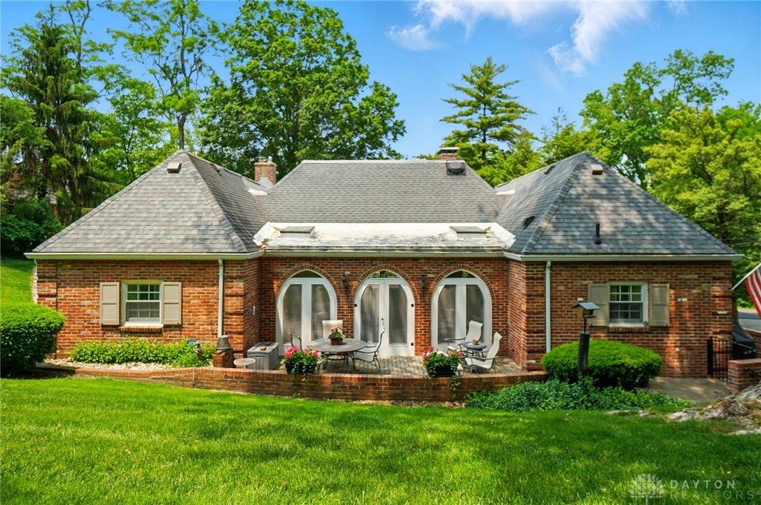 505 Home Road - Photo 1