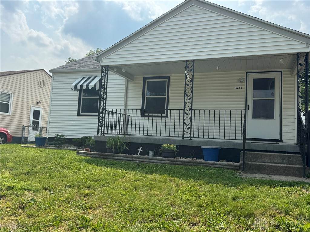 1631 Russet Avenue - Photo 1
