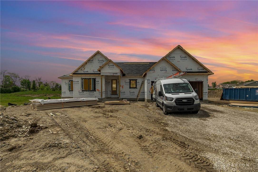 751 Lake Bluff Court - Photo 1