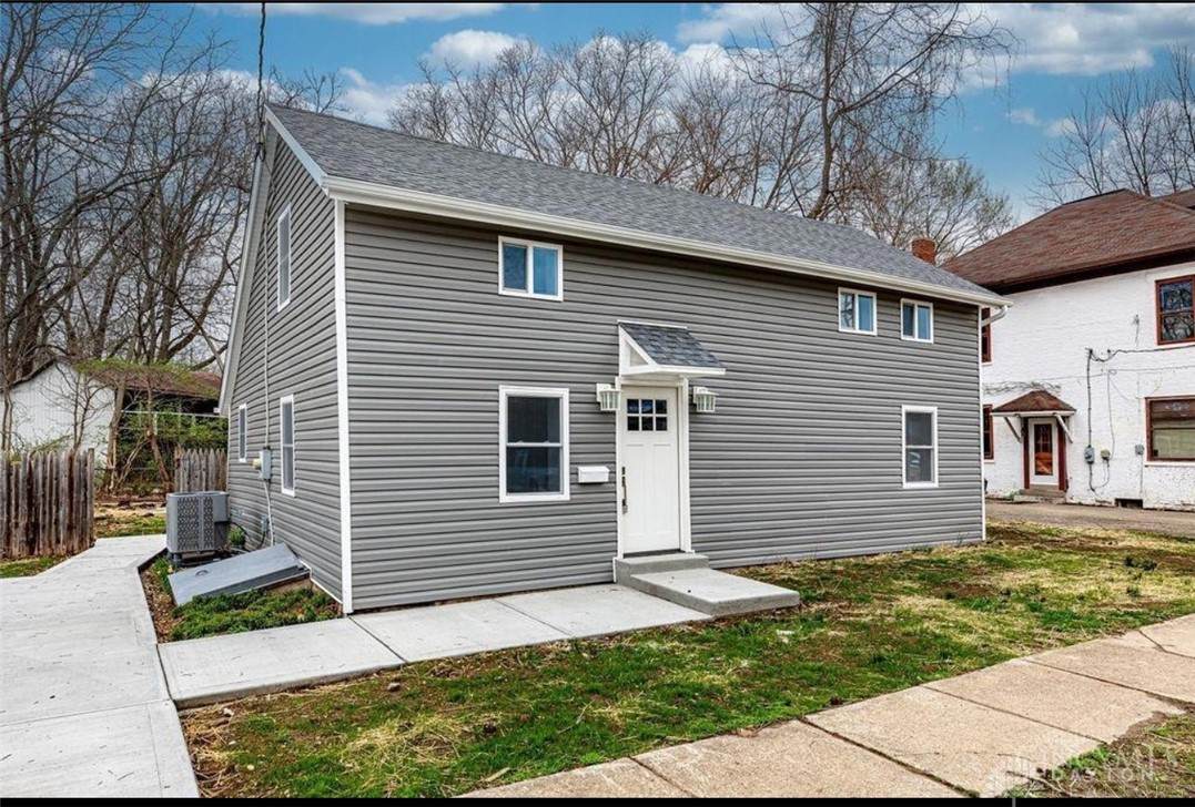 113 1st Street - Photo 1