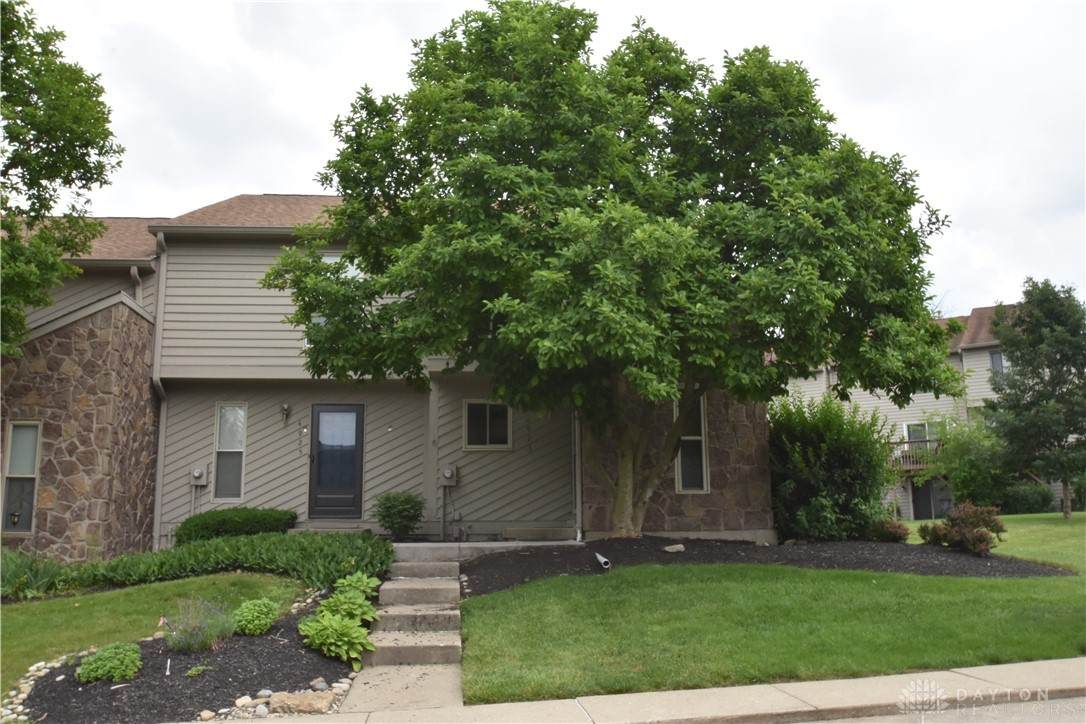 4923 Columbia Circle - Photo 1