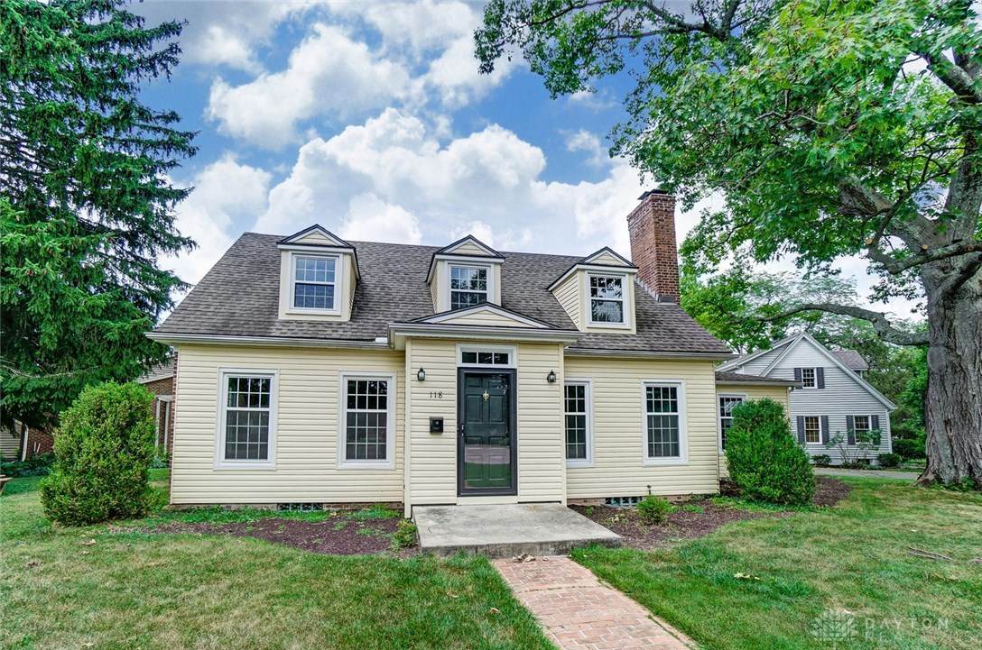 118 Pelham Drive - Photo 1