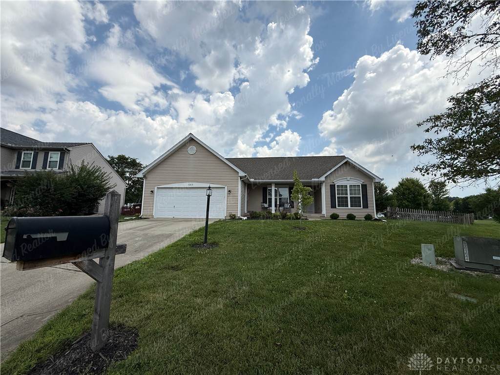 1063 Glenhollow Court - Photo 1