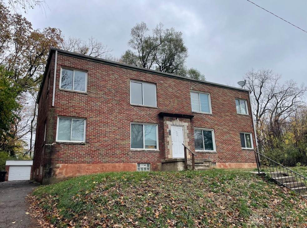 311 Marathon Avenue - Photo 1