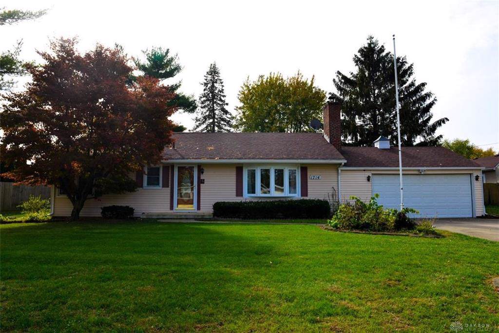 1714 Parkview Drive - Photo 1