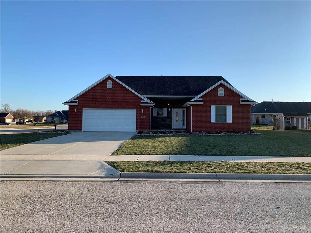 101 Aspen Drive - Photo 1