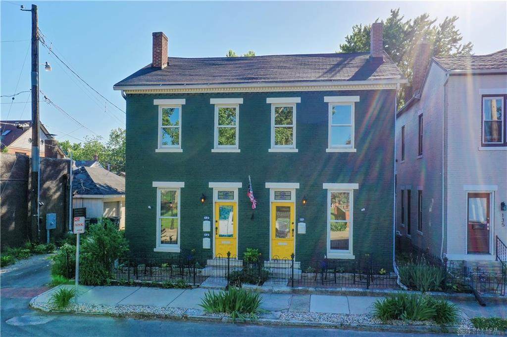 137 Brown Street - Photo 1