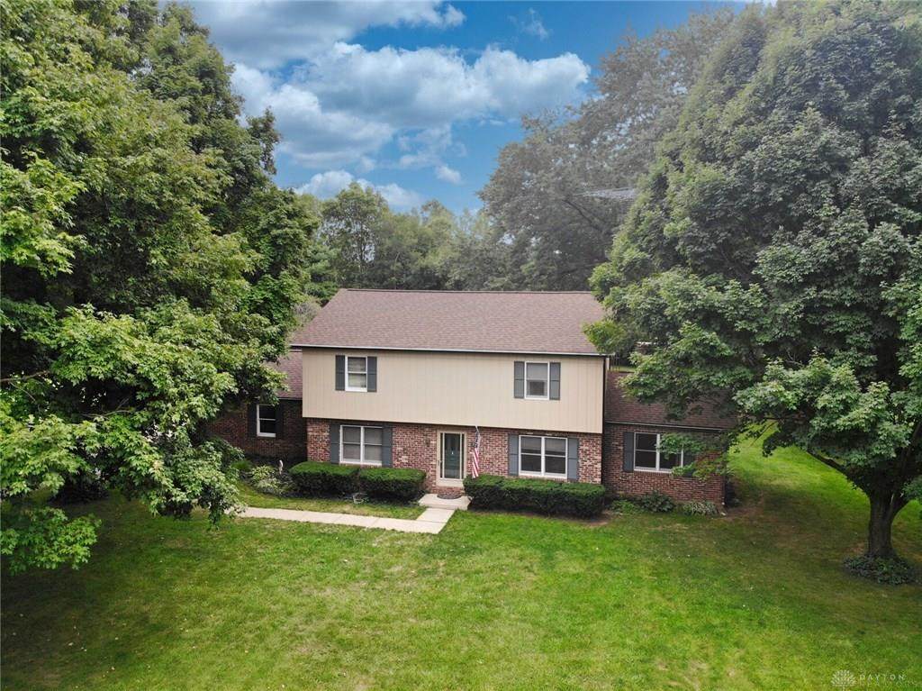 1850 Beechwood Drive - Photo 1