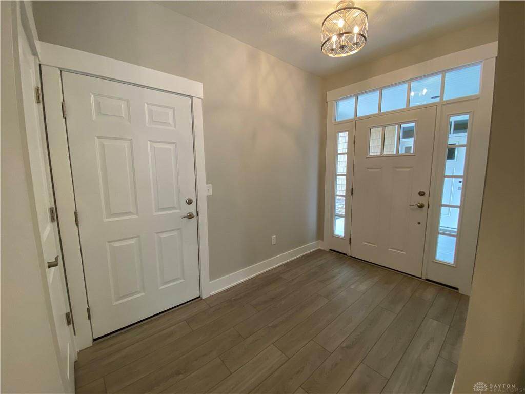 628 Anchor Court - Photo 1