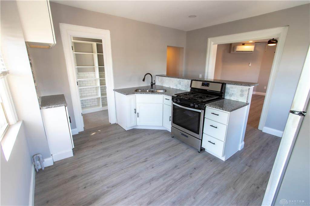 255 North Main - Photo 1