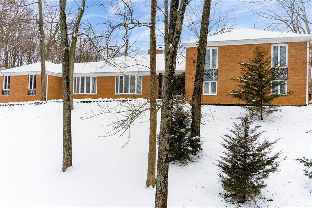 3321 Governors Trail - Photo 1