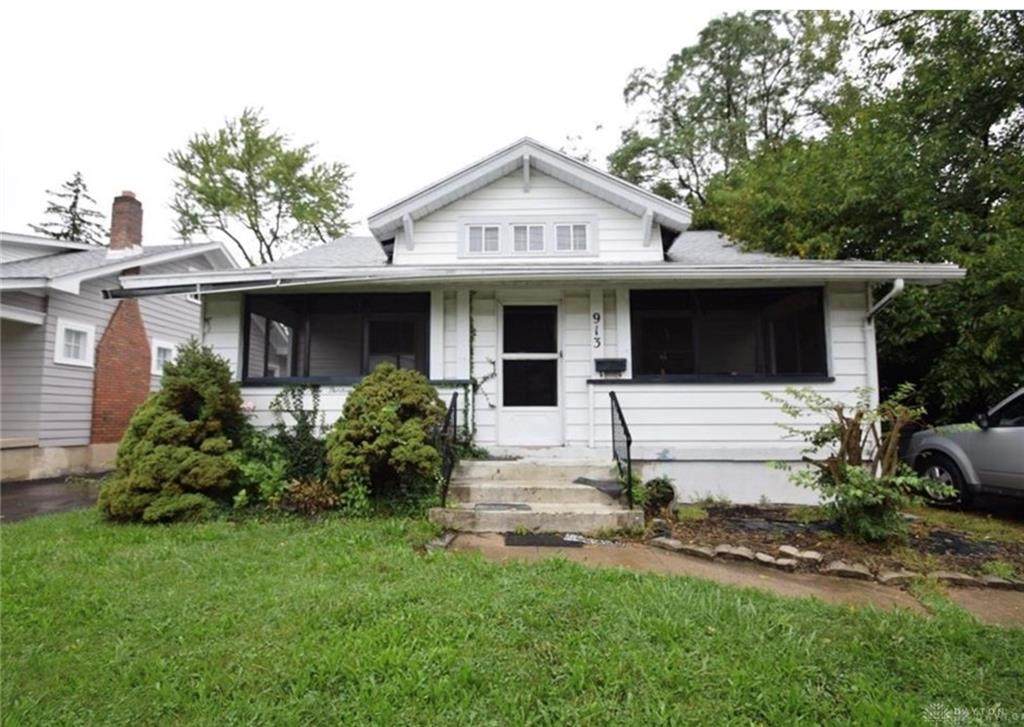 913 Hillcrest Avenue - Photo 1