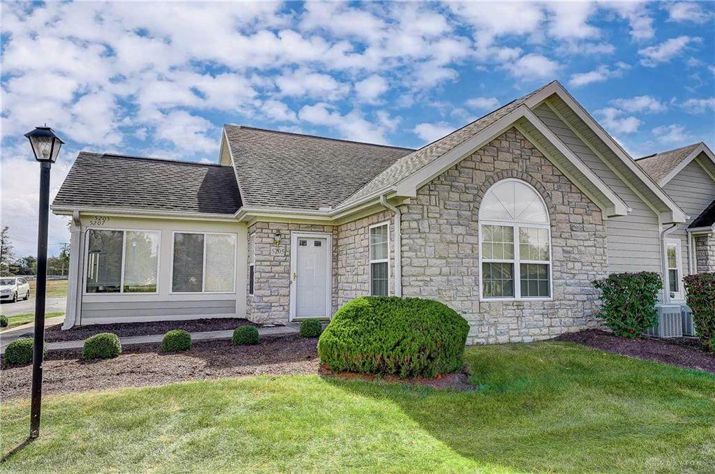 5205 Crescent Ridge Drive - Photo 1