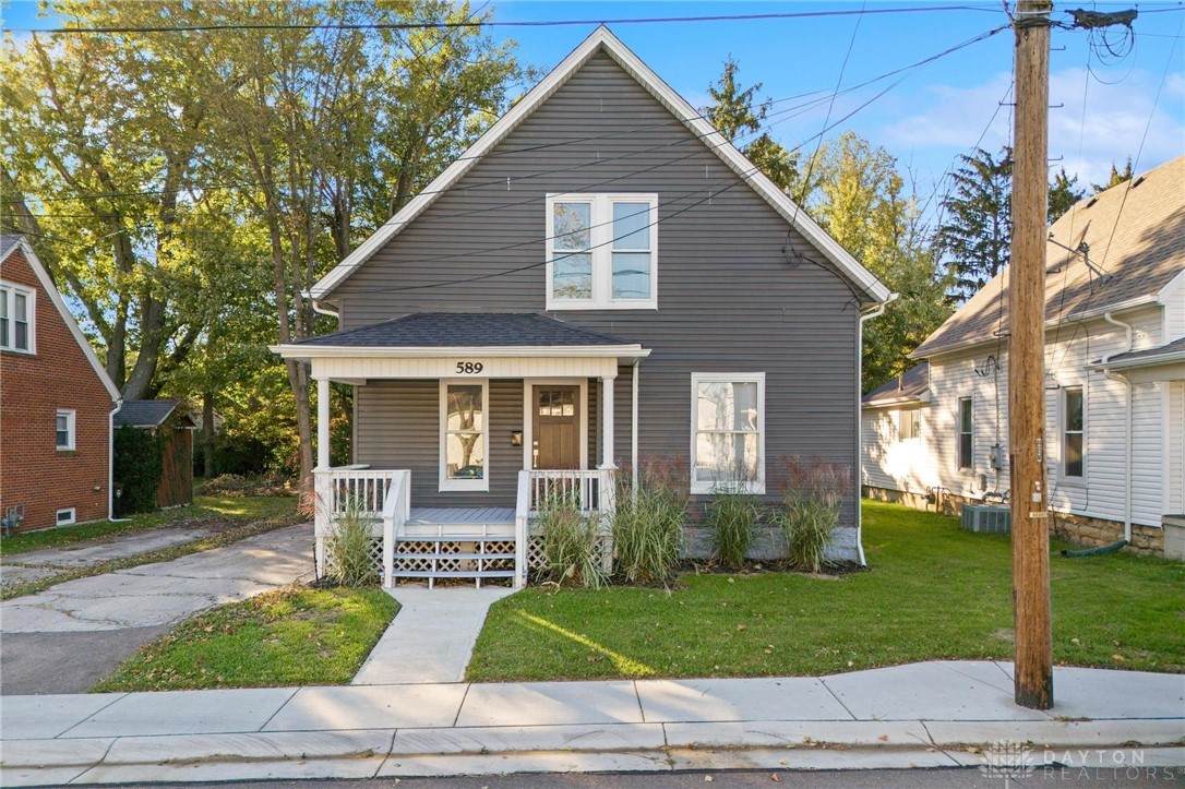 589 Mulberry Street - Photo 1