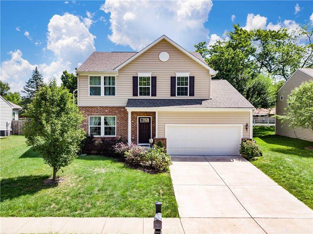 1105 Red Oak Court - Photo 1