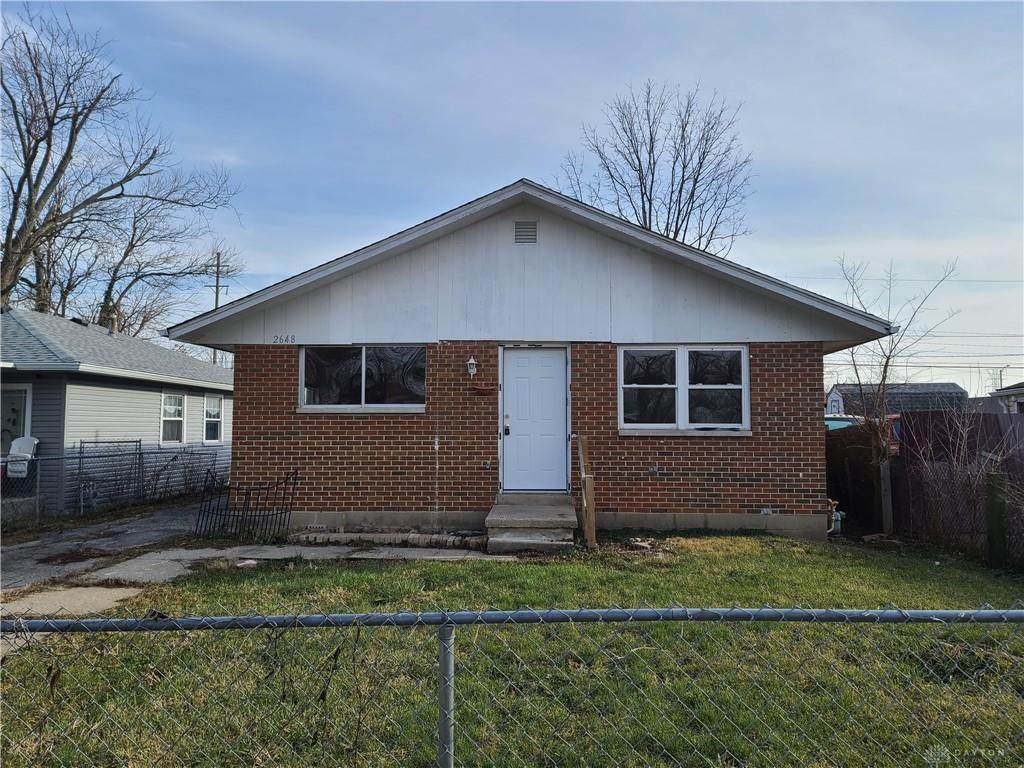 2648 Oneida Avenue - Photo 1