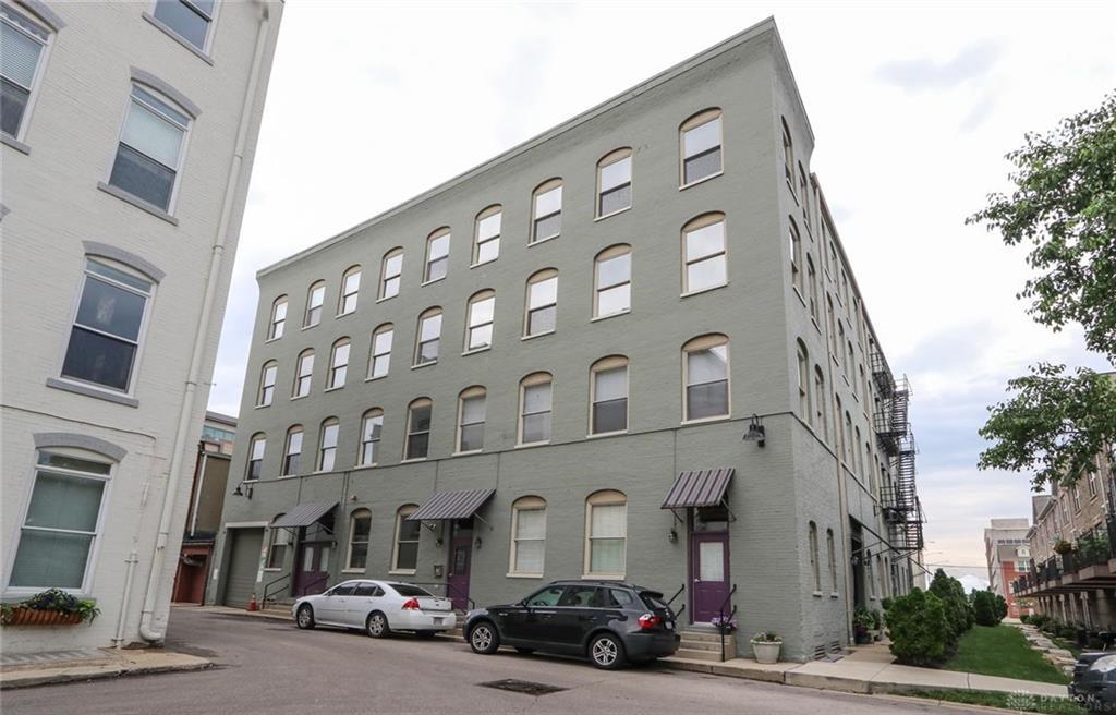 215 Ice Avenue - Photo 1