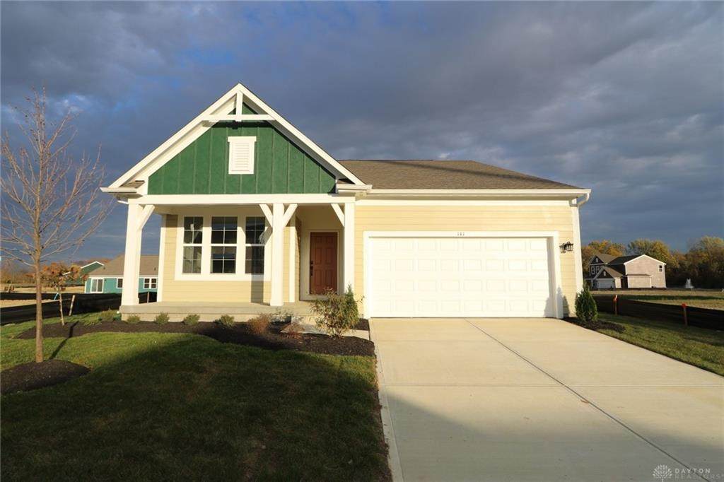 141 Kenneth Hamilton Way - Photo 1