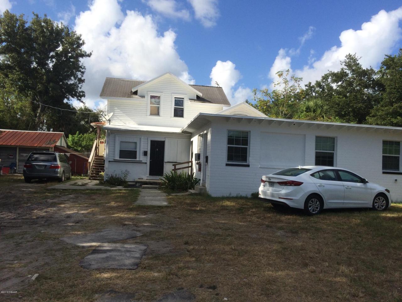 220 San Juan Avenue - Photo 1