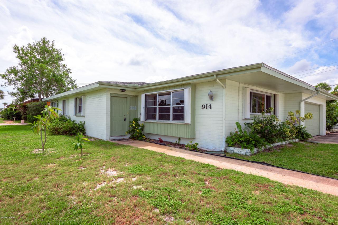 914 Rollins Avenue - Photo 1