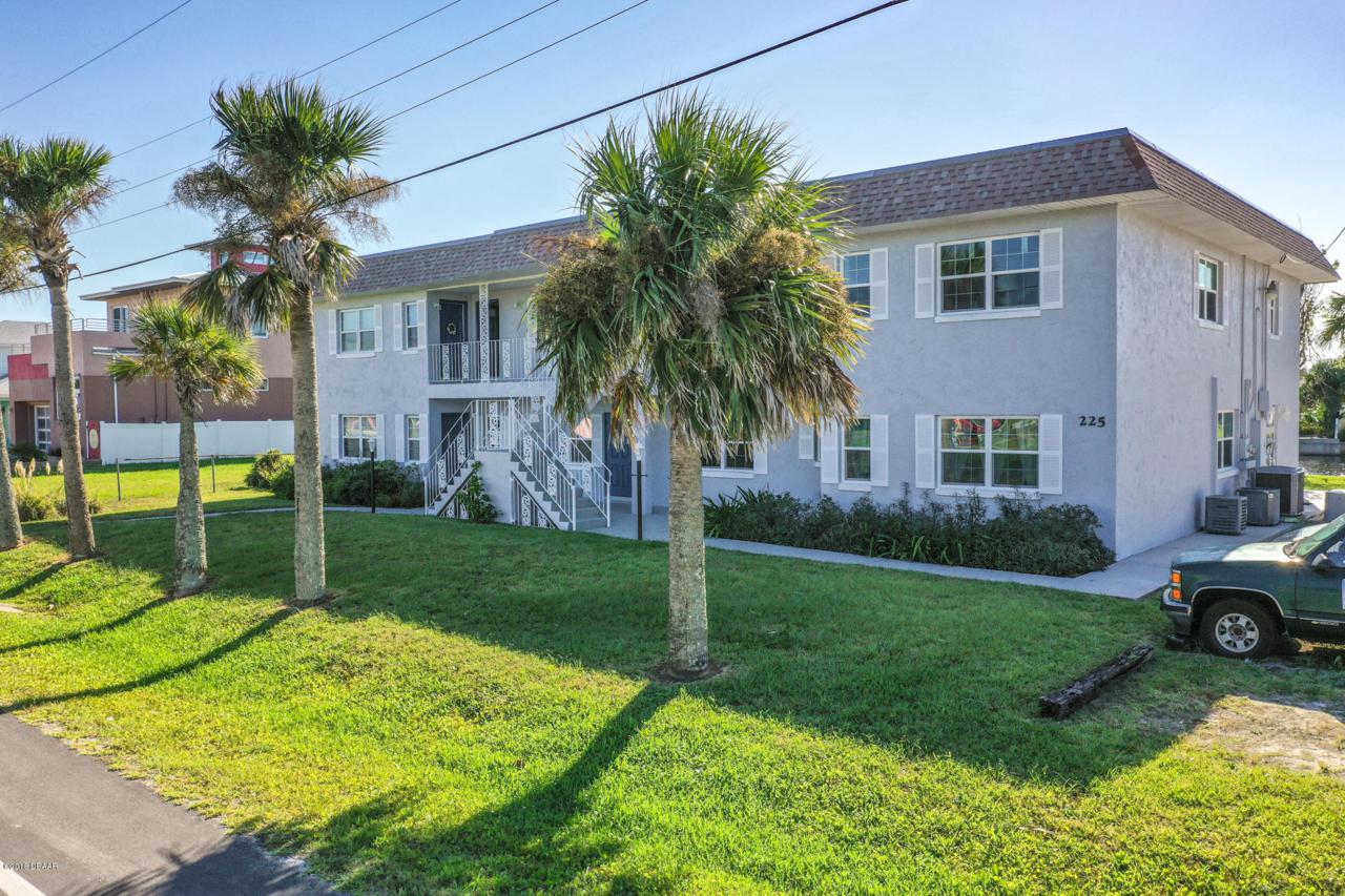 225 Flagler Avenue - Photo 1