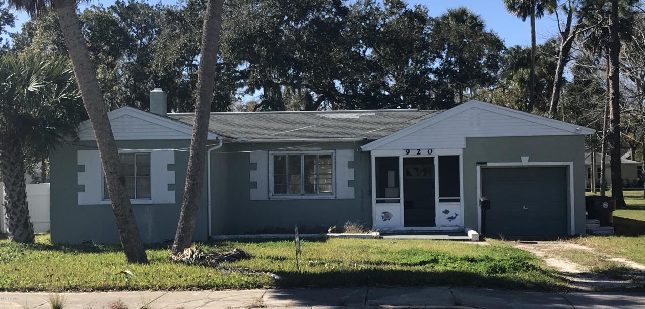 920 Beach Street - Photo 1