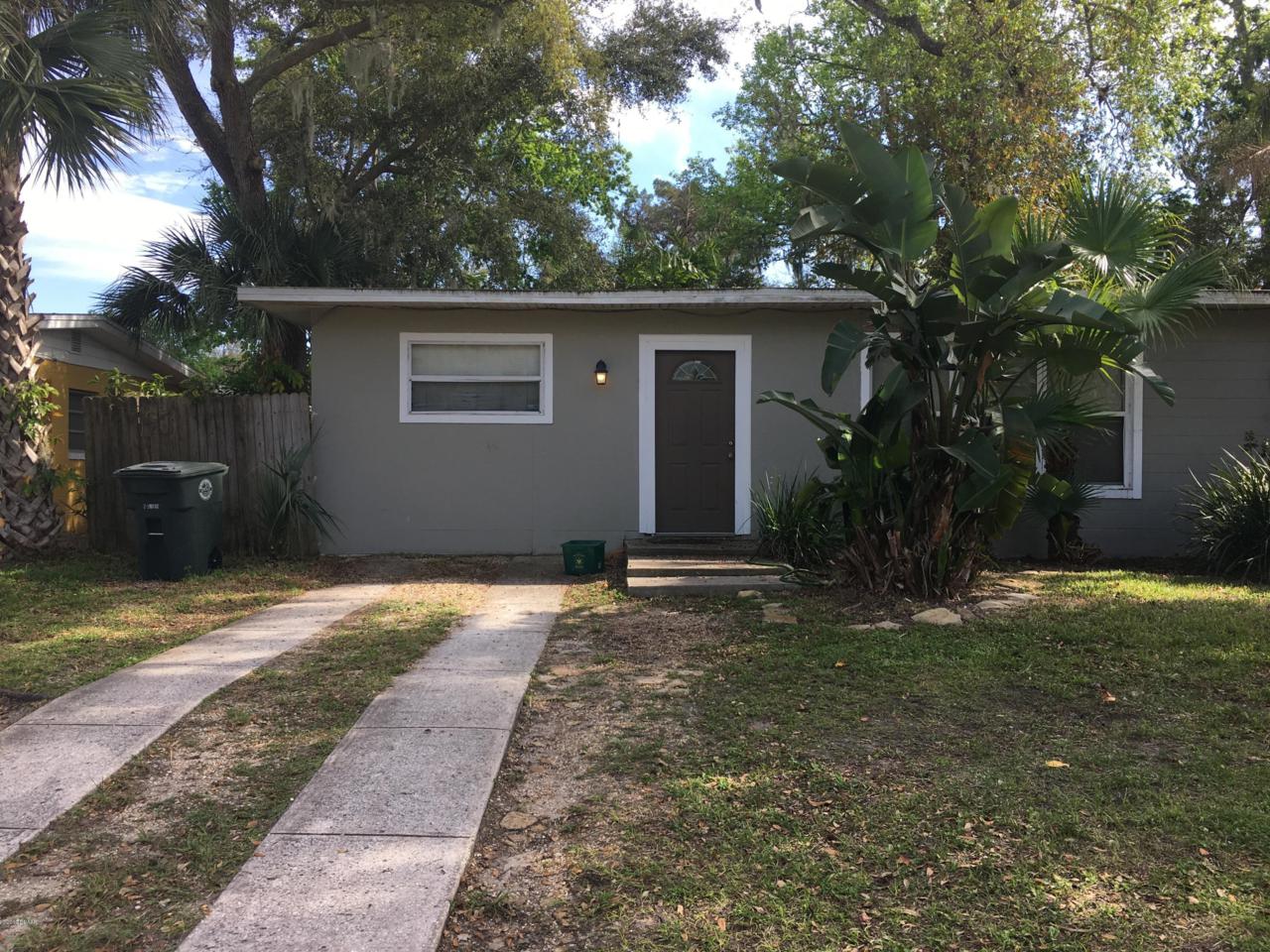 1035 Hampton Road - Photo 1
