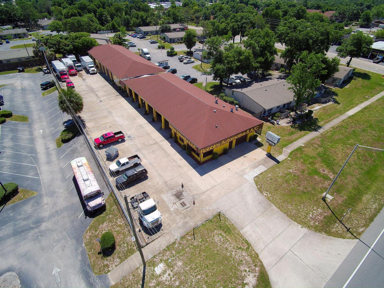 1211 Woodland Boulevard - Photo 1