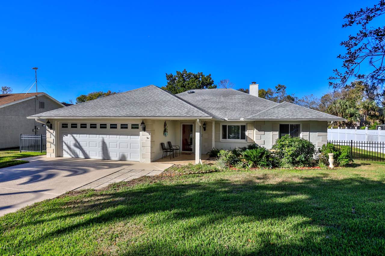 5562 Trail Side Drive - Photo 1