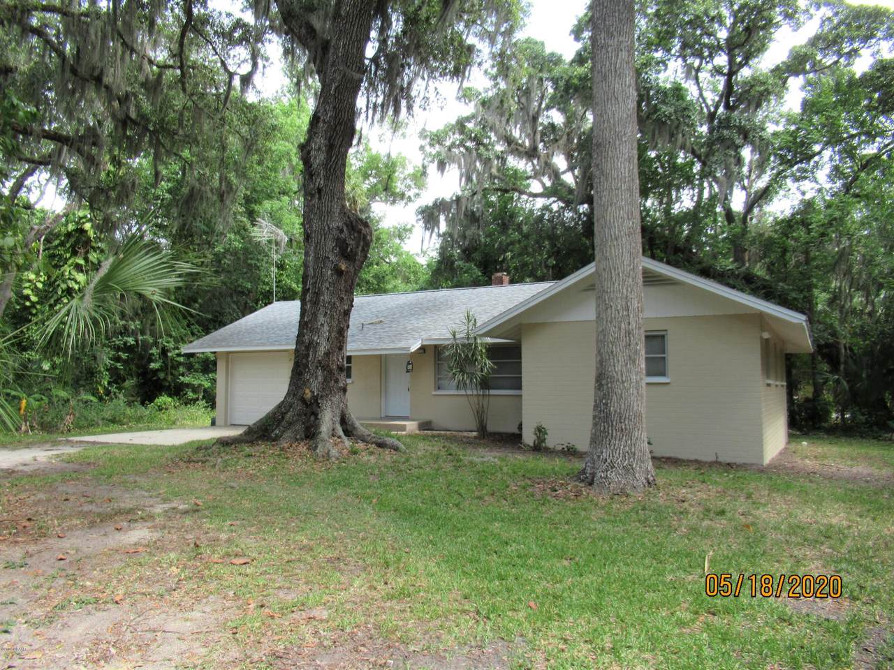 803 Banbury Drive - Photo 1