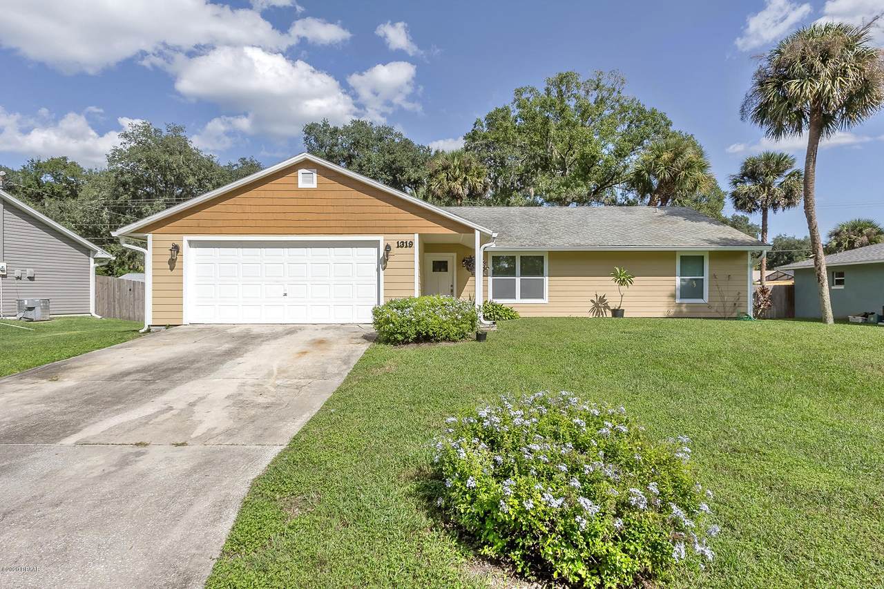 1319 Pine Tree Drive - Photo 1