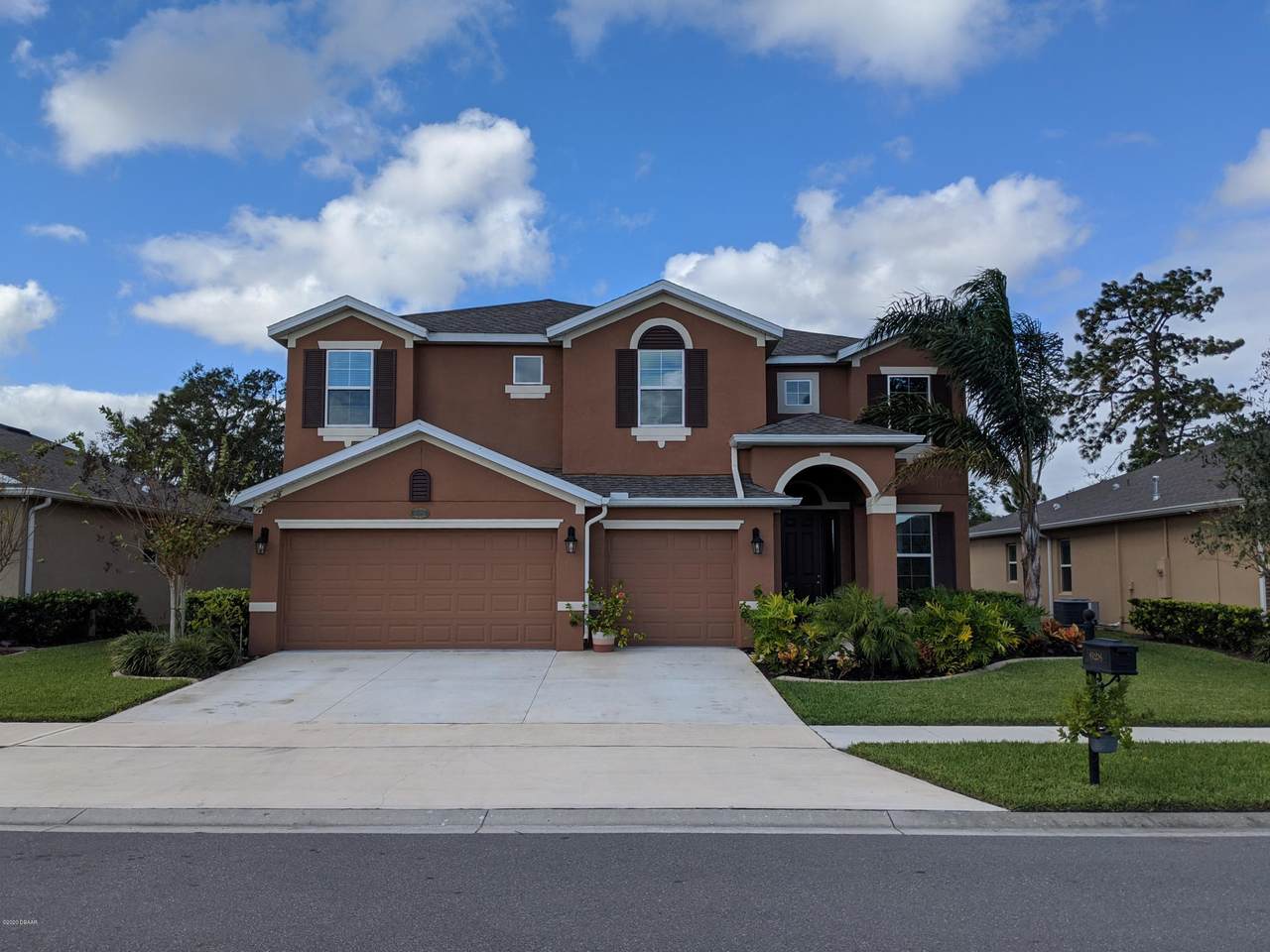 628 Bluehearts Trail - Photo 1