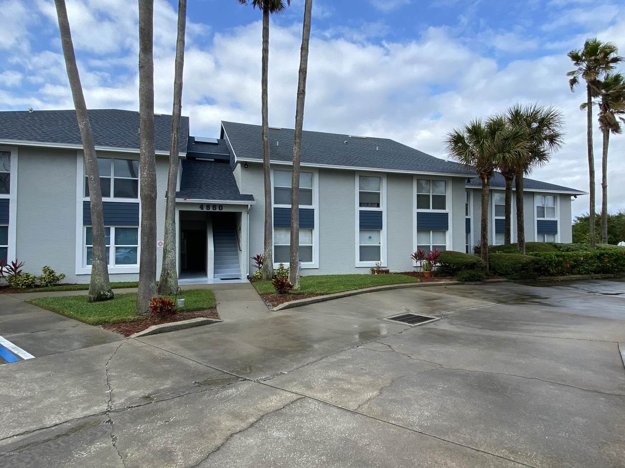 4860 Atlantic Avenue - Photo 1