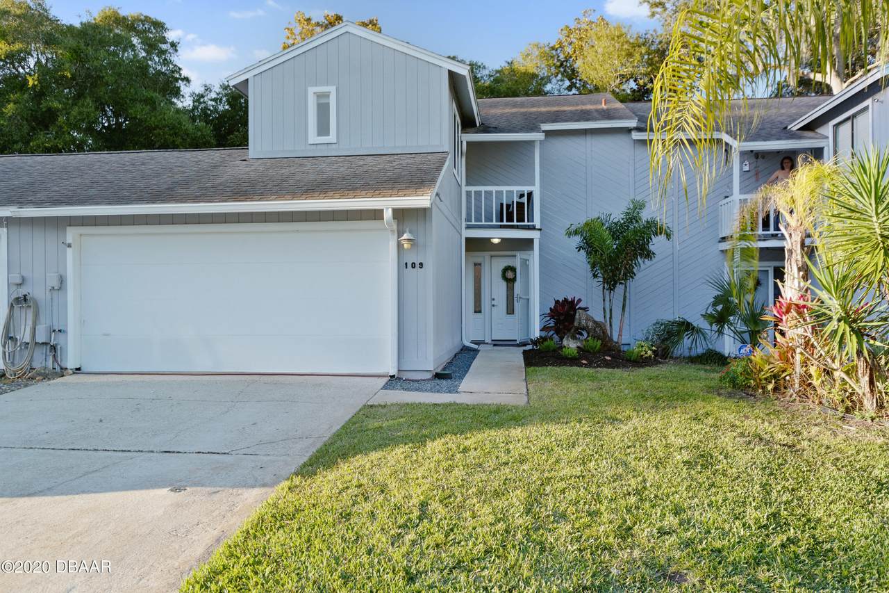 109 Northbrook Lane - Photo 1