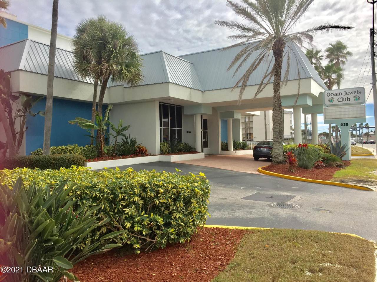 935 Atlantic Avenue - Photo 1