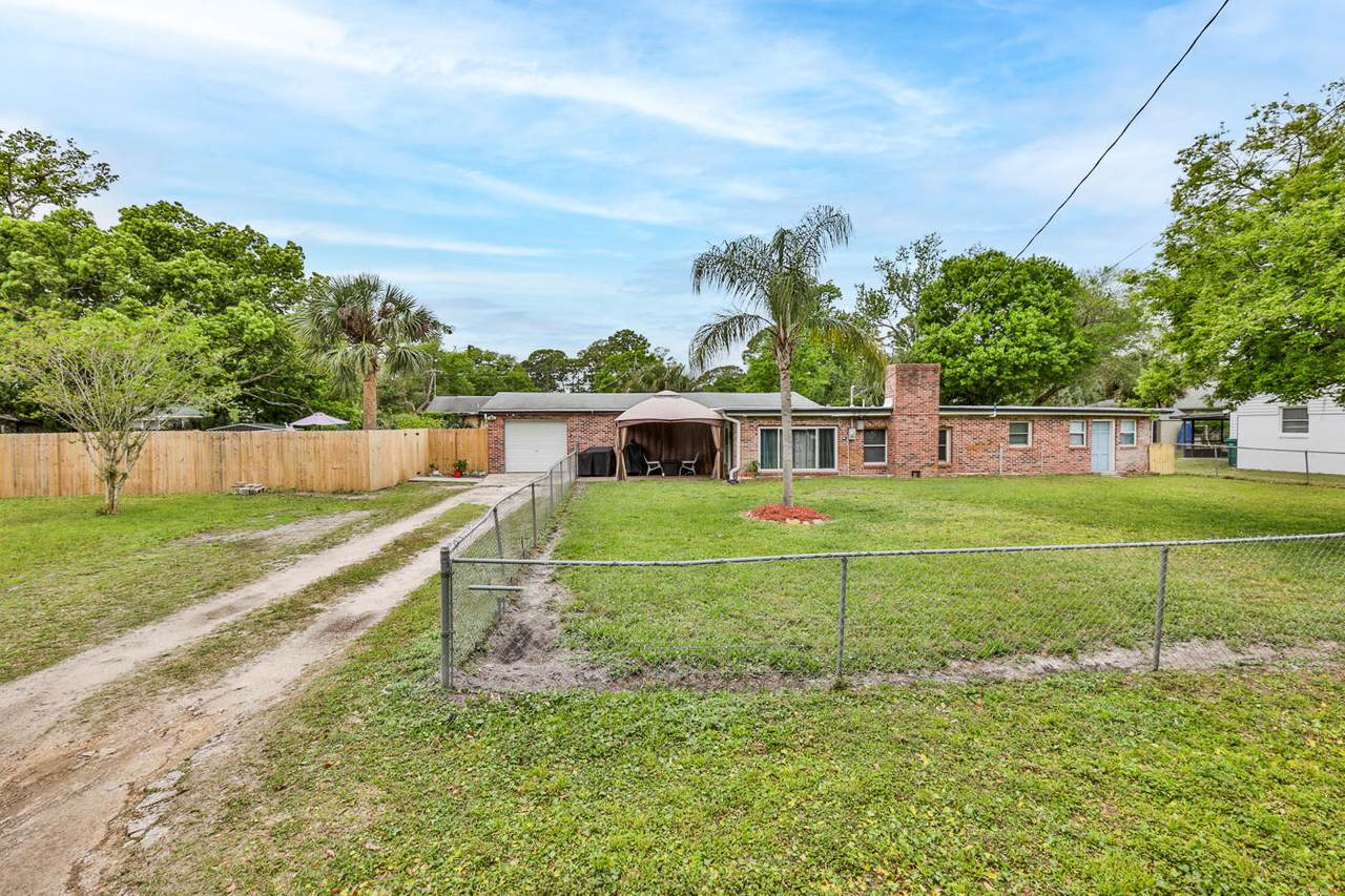 1356 Bender Avenue - Photo 1