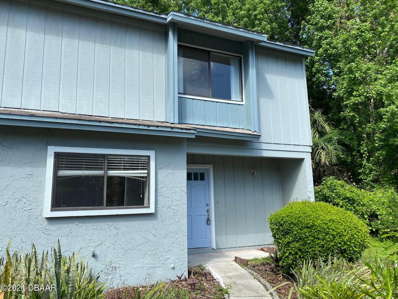 17 Fair Oaks Circle - Photo 1