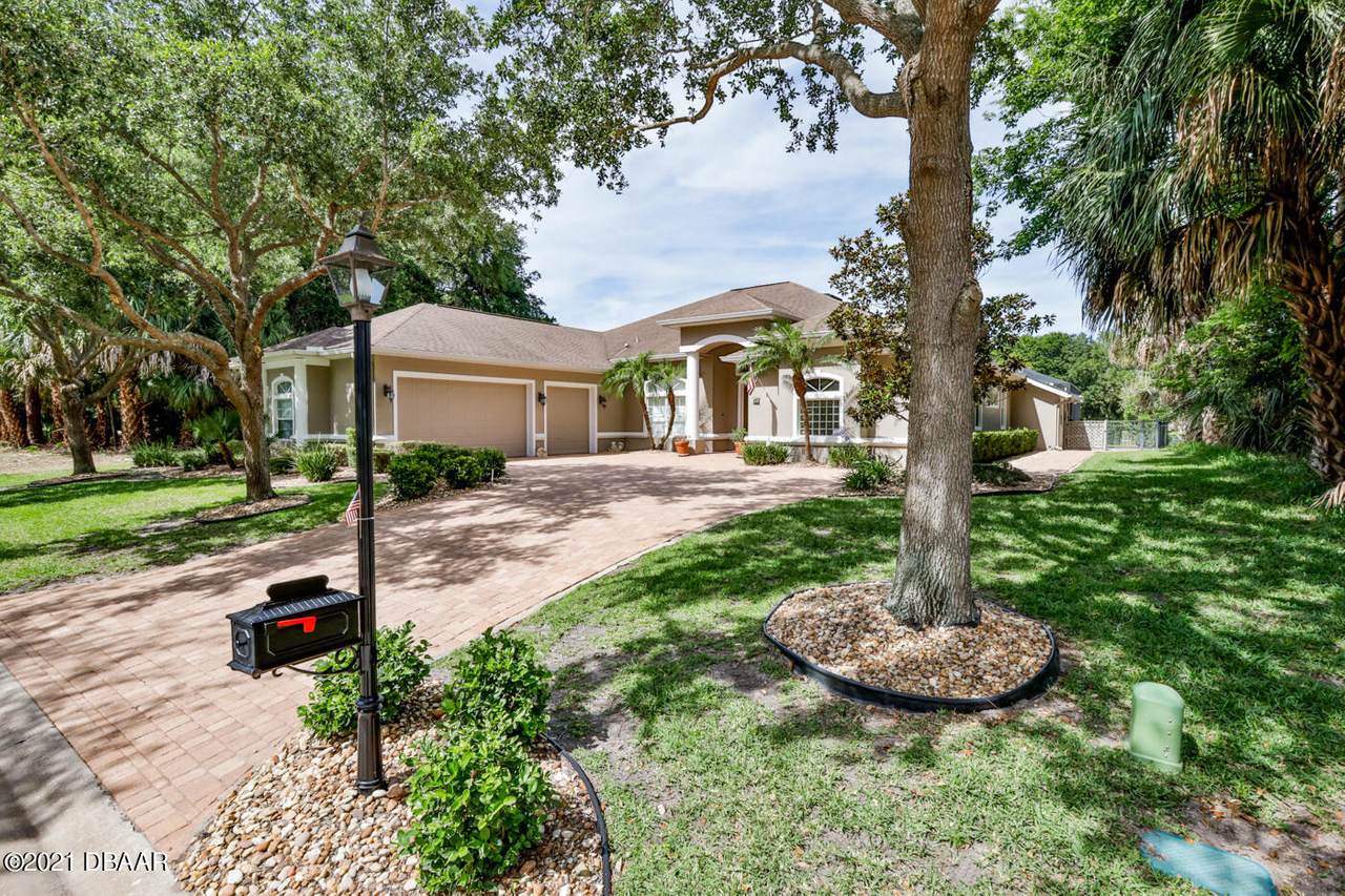 15 Old Oak Drive - Photo 1