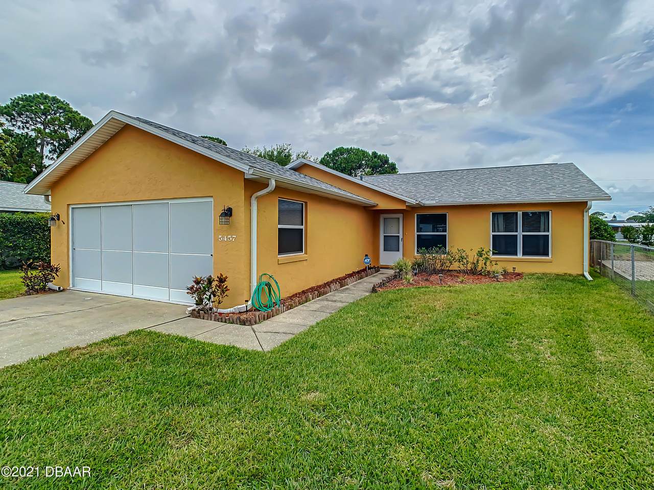 5457 Landis Avenue - Photo 1