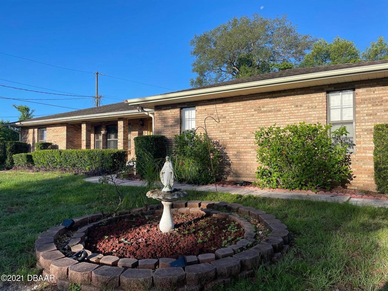 1810 Ulster Avenue - Photo 1