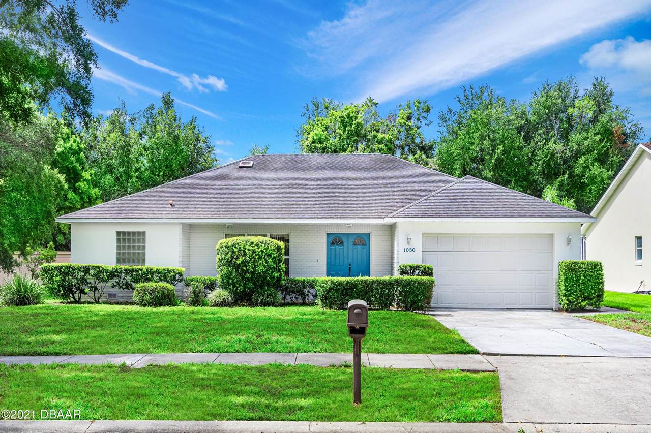 1050 Azalea Pointe Drive - Photo 1